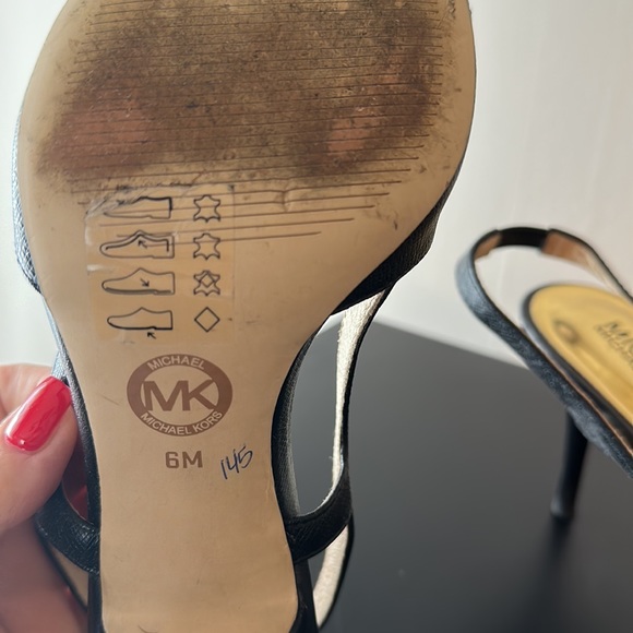 Michael Kors sandal black size 6 - Picture 7 of 8